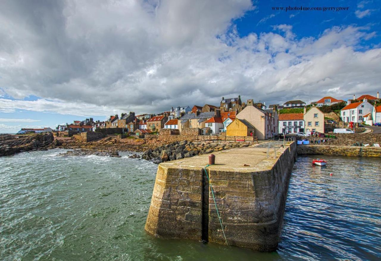 Stunning Shore Front House In Historic Cellardyke アンストラザー エクステリア 写真