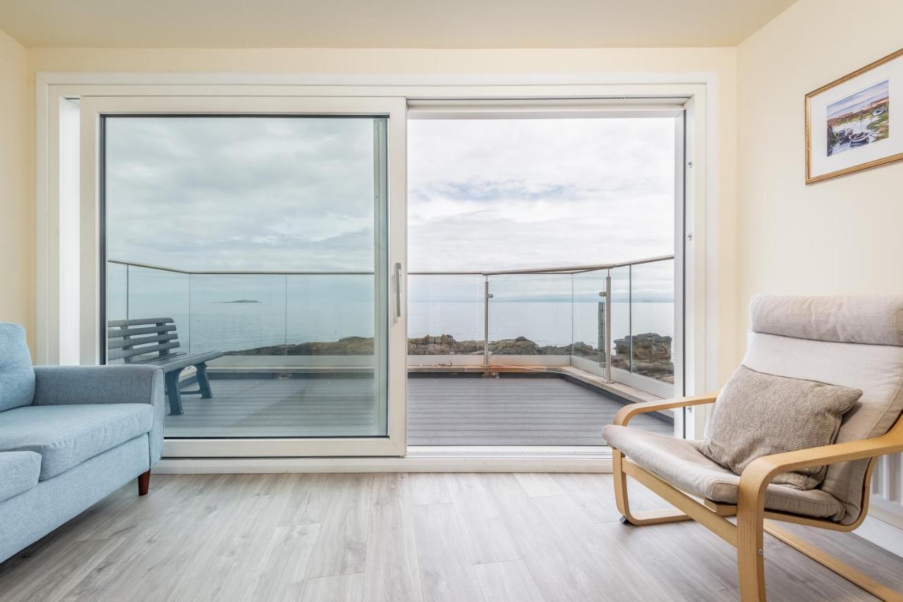 Stunning Shore Front House In Historic Cellardyke アンストラザー エクステリア 写真